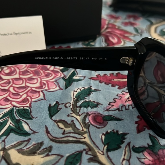 Chanel Sunglasses - Brand new never worn. - Picture 5 of 7